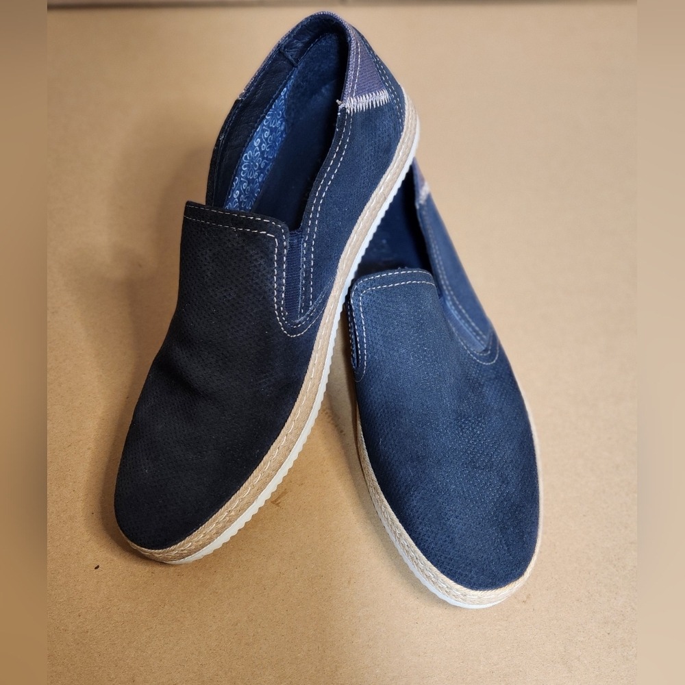 Sleek Blue Slip-On Loafers with Elastic Panels